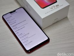 Unboxing Vivo V9 RAM 6 GB Berkelir Merah yang Menggoda