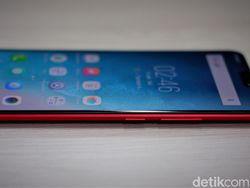 Unboxing Vivo V9 RAM 6 GB Berkelir Merah yang Menggoda