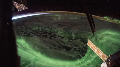 Foto: Indahnya Aurora dari Kamera NASA