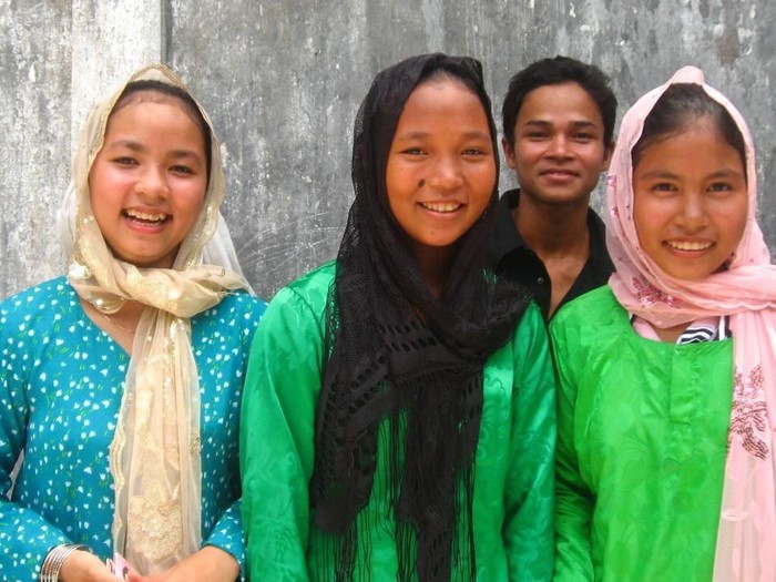 Gaya hijab muslimah Vietnam. Foto: Dok. Mvslim Gaya hijab muslimah Vietnam. Foto: Dok. Mvslim