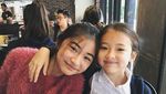 Cantiknya Ella Gross, Model Anak Keturunan Korea-Amerika yang Doyan Donat