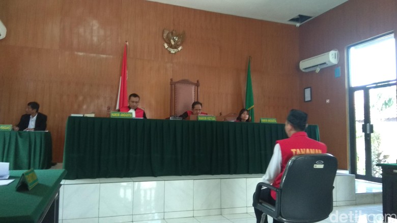 Pemutilasi Sales Cantik di Karawang Dituntut 14,5 Tahun Bui Pemutilasi Sales Cantik di Karawang Dituntut 14,5 Tahun Bui