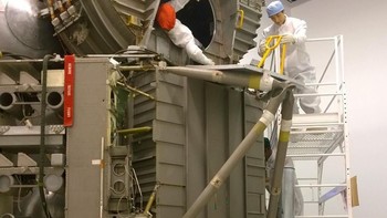 Alyssa juga ikut serta dalam berbagai misi simulasi, mulai dari membangun roket, robot, hingga mengarahkan tim yang tergabung dalam pelatihan tersebut. Foto: Instagram/nasablueberry