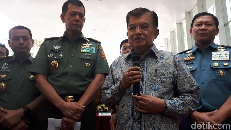 TGB Dukung Jokowi, JK: Politik Bisa Berubah, Kepentingan Tidak TGB Dukung Jokowi, JK: Politik Bisa Berubah, Kepentingan Tidak