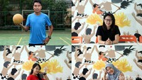 Para pengajar ini mengajar 300 siswa.
