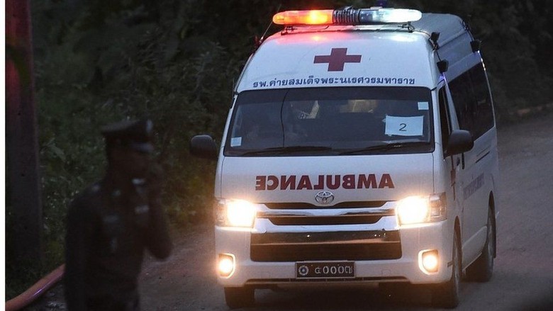 Total 8 Anak Berhasil Diselamatkan dari Gua di Thailand Total 8 Anak Berhasil Diselamatkan dari Gua di Thailand
