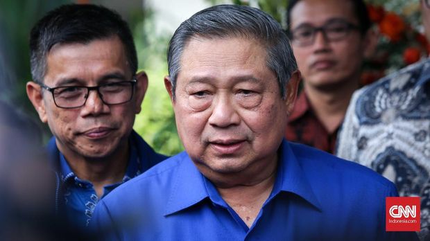 SBY dinilai sudah lama berupaya melakukan regenerasi parpol, namun terganjal kasus-kasu hukum di era Anas Urbaningrum.