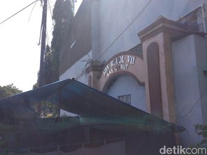 Fakta-fakta Gerbang Sekolah Gaib di Garut