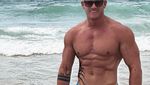 Luke Wood, Pemadam Kebakaran Ganteng yang Suka Pantai