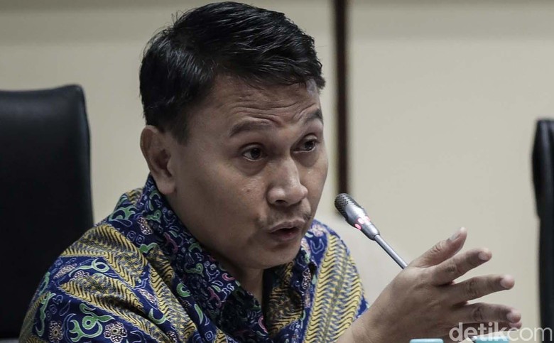 Isu Esemka Mirip Mobil China, PKS: Kalau Buatan Sendiri Harus Dihargai Isu Esemka Mirip Mobil China, PKS: Kalau Buatan Sendiri Harus Dihargai