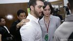 Senyum Fachri Albar Usai Vonis Rehab