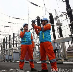 Proyek 15.200 MW Ditunda Demi Rupiah, Pengusaha Sudah Investasi Proyek 15.200 MW Ditunda Demi Rupiah, Pengusaha Sudah Investasi