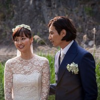 Delapan tahun sudah Won Bin tak menghiasi layar kaca maupun layar lebar, sejak ia menikahi aktris Lee Na Young. Namun ia masih menjadi salah satu aktor Korea Selatan dengan bayaran iklan termahal. Foto: Istimewa