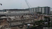 Pasar ikan ini juga akan dilengkapi dengan fasilitas pendukung antara lain chiling room, ice storage, layanan perbankan, klinik kesehatan, wisata kuliner, laboratorium, masjid, pengepakan ikan, gardu PLN, dan instalasi pengelolaan air limbah.