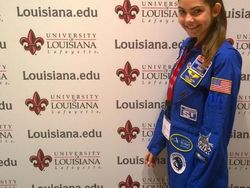 Potret Gadis Belia Calon Orang Pertama di Mars