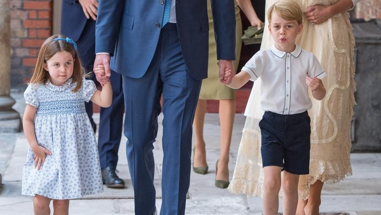 Yeay! Pangeran George dan Charlotte Jadi Pengiring Pengantin Lagi/Foto: Getty Images Yeay! Pangeran George dan Charlotte Jadi Pengiring Pengantin Lagi/Foto: Getty Images