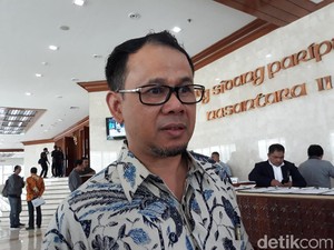 Andi Arief Sindir Gelanggang Orang Rapuh, Penggagas Partai Gelora Santai