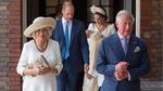 Perbandingan Gaya Kate Middleton-Meghan Markle di Pembaptisan Louis