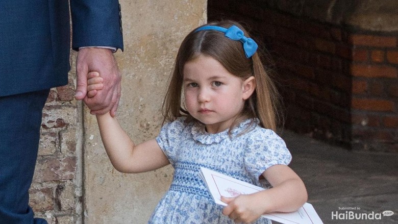 Alasan Putri Charlotte Tak Pernah Pakai Celana Panjang/ Foto: Getty Images Alasan Putri Charlotte Tak Pernah Pakai Celana Panjang/ Foto: Getty Images