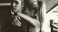 Sebelumnya Justin memang kerap mengunggah foto kemesraannya bersama Hailey. Dok. Instagram/haileybieber