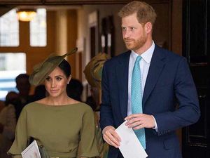 Dekatnya Pangeran Harry-Meghan Markle dengan Anak-anak Irlandia
