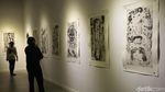 Melihat Pameran Tunggal Perupa Tisna Sanjaya