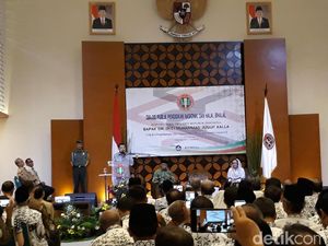 JK Ingatkan Guru Tak Terjun Politik Praktis