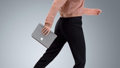 Penampakan Tablet Rp 5 Jutaan Microsoft Surface Go