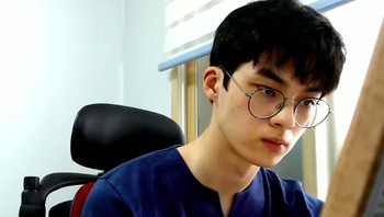 Sebuah video berjudul Study With Me yang ditayangkan langsung olehnya selama 7 jam dilihat hampir 500 ribu kali.  Foto: YouTube