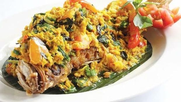 ikan woku cak tu ci dan pingkan