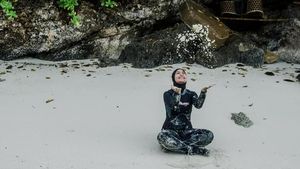 Foto: Liburan Singkat Tantri Kotak di Baubau