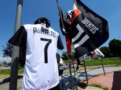 Juventus baru saja mendatangkan Cristiano Ronaldo dari Real Madrid dengan nilai transfer mencapai 100 juta euro dan kontrak berdurasi empat tahun. (Foto: Massimo Pinca/REUTERS)