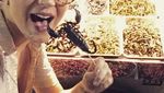 Masak dengan Gordon Ramsay dan Santap Kalajengking, Ini Gaya Makan Katy Perry
