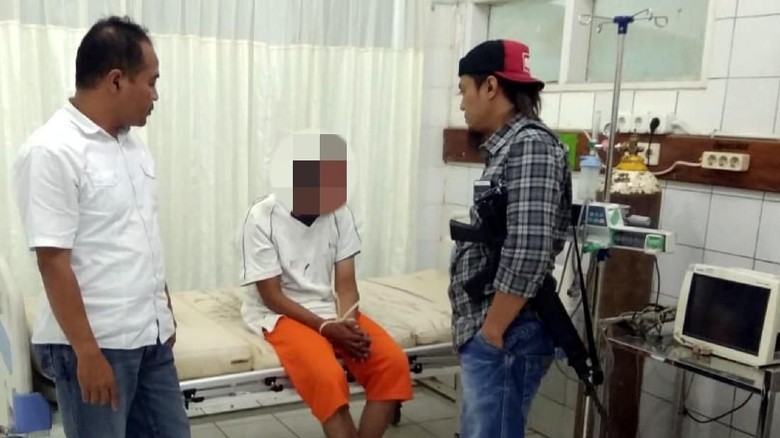 Kepergok Mau Curi Motor, UD Bonyok Diamuk Massa Kepergok Mau Curi Motor, UD Bonyok Diamuk Massa