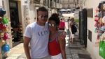 Foto: Liburan Romantis Jamie Vardy dan Istri