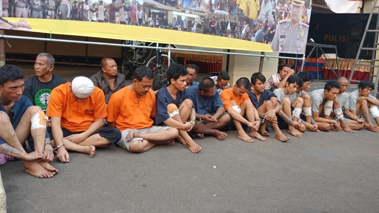 6 Anggota Bad Boys Kembali Ditangkap, Pimpinannya Ditembak Mati 6 Anggota Bad Boys Kembali Ditangkap, Pimpinannya Ditembak Mati