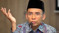 Gubernur NTB Tuan Guru Bajang (TGB) memilih mundur dari Partai Demokrat dan memutuskan mendukung Jokowi di Pilpres. Meski begitu, TGB menegaskan mundurnya dia dari Demokrat sama sekali tak ada hubungan dengan Jokowi.  (Foto: Grandyos Zafna/detikcom)