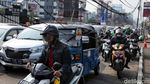 Kabel Menjulur ke Bawah, Ancam Pengendara