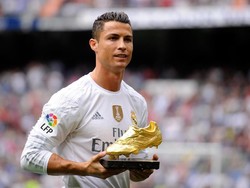 Di level individu, Ronaldo juga meraih titik tertingginya bersama Madrid. Dia memenangi tiga Sepatu Emas Eropa bersama Madrid, di mana yang terakhir diraihnya pada 2015 silam. (Foto: Denis Doyle/Getty Images)