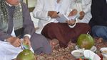 Intip Gaya Tuan Guru Bajang Saat Makan Bersama Ustaz Abdul Somad dan Ulama