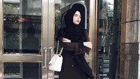 Banyak yang memuji gaya dan penampilan Vivi. Dok. Instagram/vivizubedi