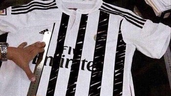 Terlanjur beli jersey baru dengan nama Ronaldo? Tenang, situasi masih aman terkendali. Foto: Istimewa/Twitter