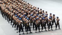 Gaya mereka yang kompak itu pun membuat kagum dan menghibur hadirin yang ada di Istora Senayan. Tepuk tangan meriah pun dihadiahkan untuk mereka. (Foto: Audrey/detikcom)