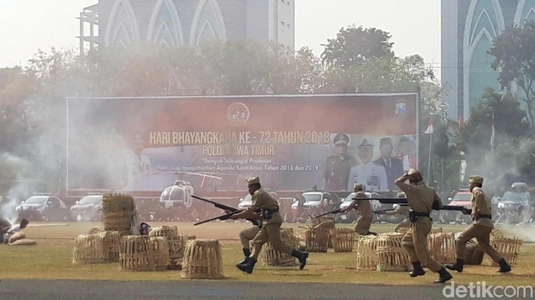 Kisah Perjuangan M Yasin Warnai Perayaan HUT Bhayangkara Ke-72 Kisah Perjuangan M Yasin Warnai Perayaan HUT Bhayangkara Ke-72