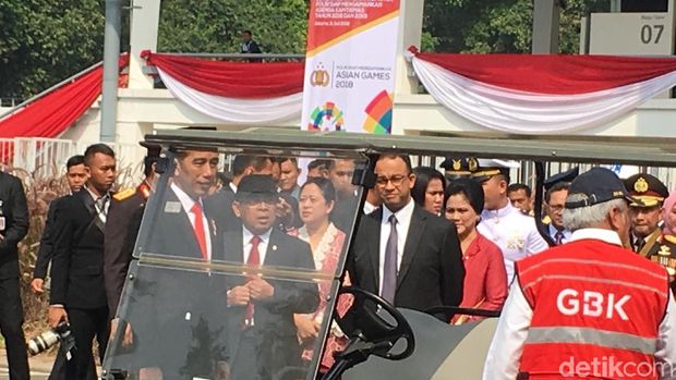 Anies Temani Jokowi Tinjau Area GBK tapi Tak Semobil Golf