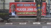 Muncul Spanduk Dukungan Jokowi Tetap Presiden di Bandung