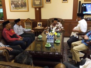 TGB Sowan ke Said Aqil di Kantor PBNU