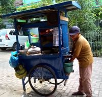 Ting..Ting! Mie Kopyok Bebrumbu Minimalis yang Bikin Nagih