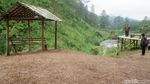 Ide Libur Akhir Pekan: Mandi Air Hangat di Tengah Hutan Banjarnegara