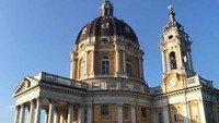 Turin juga punya banyak katedral cantik. Salah satunya adalah Basilika Superga ini (Instagram/@turismotorino)